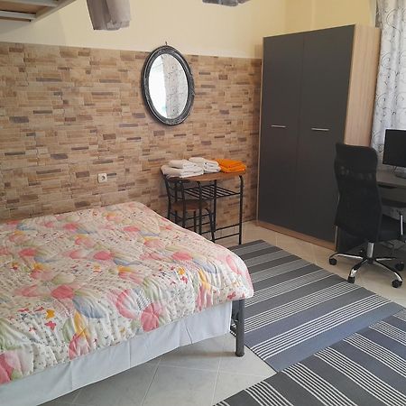 Ferienwohnung Minimal Studio! Kavala Exterior foto